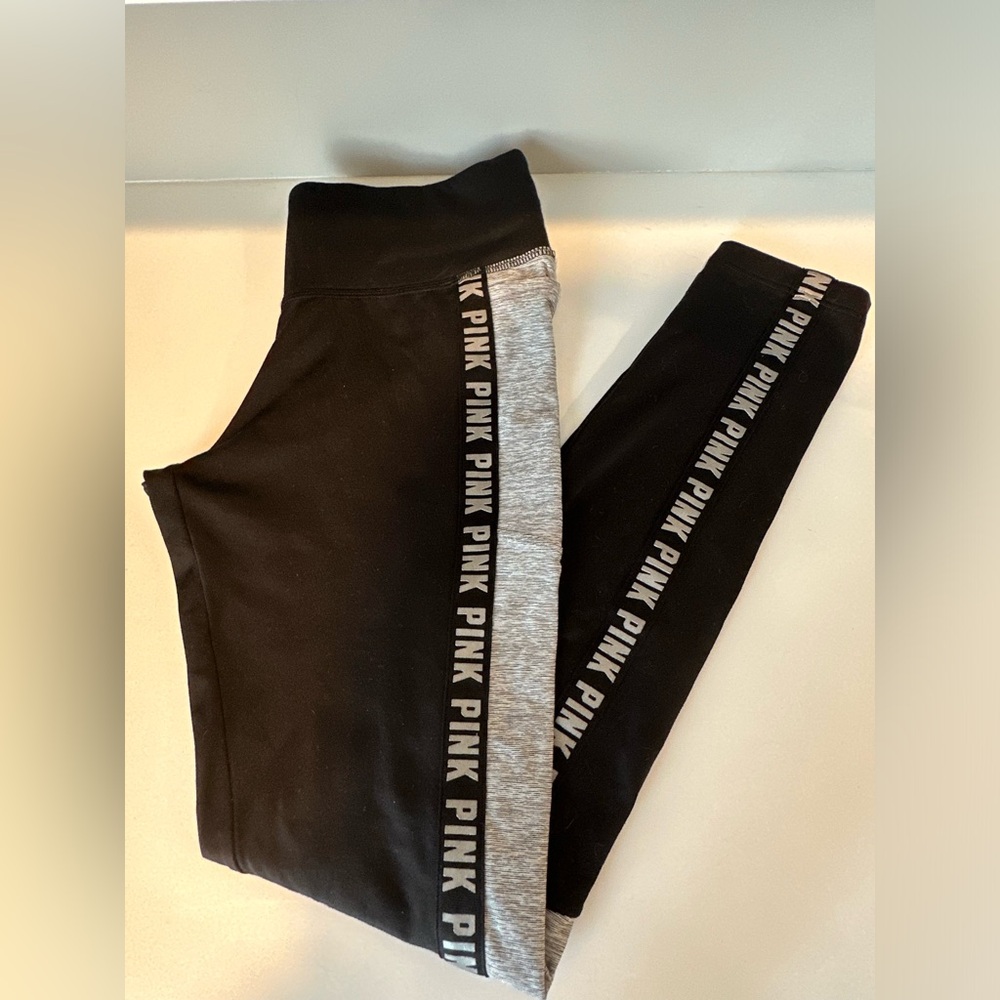 Victoria’s Secret PINK Vintage Y2K Black and Gray Yoga Pants w/ Silver PINK Logo